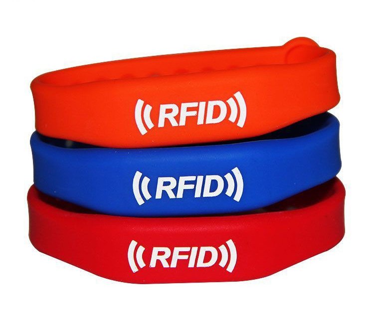 Gelang tangan VIP pintar RFID dengan 13.56MHz ISO14443A